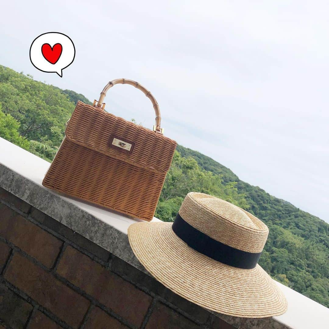 BIRTHDAY BASHさんのインスタグラム写真 - (BIRTHDAY BASHInstagram)「RATTAN BAMBOO HANDLE . #birthdaybashshop #birthdaybash #fashion #streetstyle#rattanbag」6月14日 12時19分 - birthdaybashshop