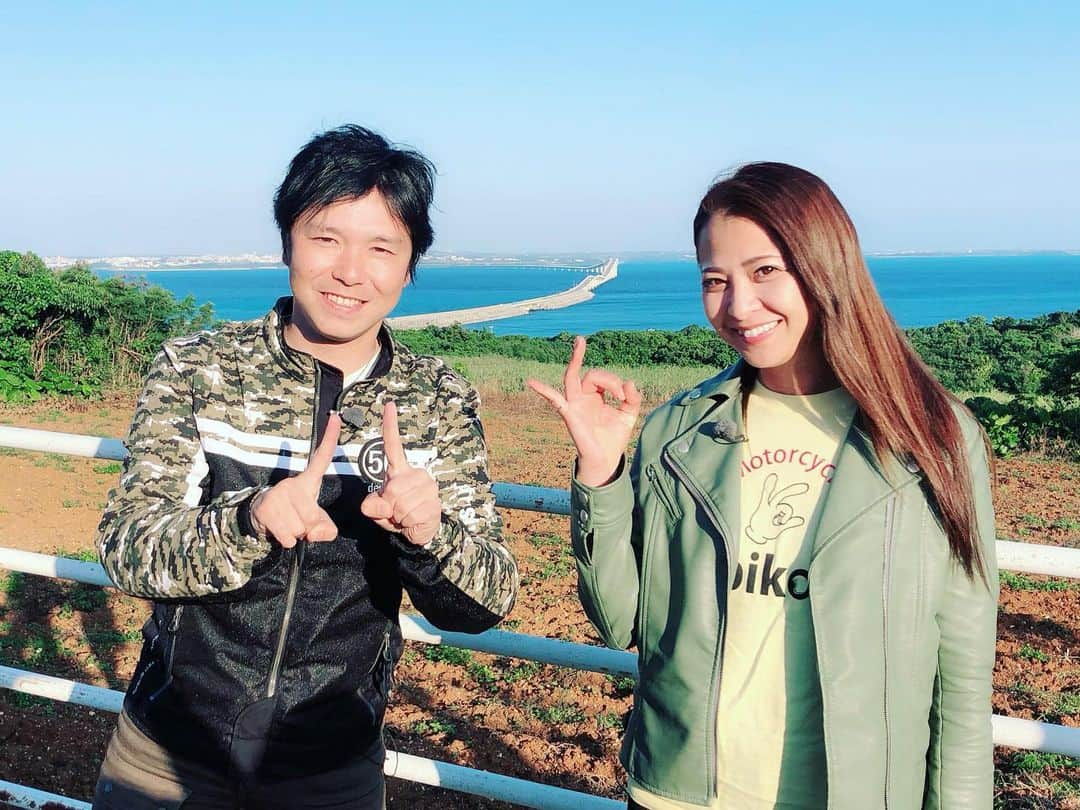 古澤恵さんのインスタグラム写真 - (古澤恵Instagram)「マングローブ🌳って知ってます？笑 今月放送中のモトライズは宮古島です❗️ ずみー！(宮古島の方言で「最高！)を何度いったことか😆 モトライズの10年間を振り返ったり私と中野さんの思い出話しがたくさん！そして宮古島の絶景をお楽しみください✨  Vol-204「放送10周年 ご褒美・宮古島の旅！ Part1」（6月1日 / 15日放送） Vol-205「放送10周年 ご褒美・宮古島の旅！ Part2」（6月8日 / 22日放送）  今年の5月に"放送10周年"を迎えた「MOTORISE」。その記念として番組初となる"宮古島"へ。初期から番組を支える中野真矢と古澤恵が、南の島で"この10年"を振り返るスペシャル企画。宮古島の豊かな自然環境の中、レンタルバイクで島内の名所を巡り、想い出話に花を咲かせる！また、過去放送から、"名・珍場面"を抜粋！懐かしい"あの方"からのメッセージも・・・ご期待ください。  BSが見れない方や見逃した方はPCやスマホから1週間限定で見れる「見逃し配信」で今すぐ無料でご覧いただけます👀✨↓↓ https://www.bs11.jp/entertainment/sp/motorise/ . . #BS11 #大人のバイク時間 #MOTORISE #モトライズ #中野真矢 さん #放送10周年記念ツーリング #沖縄 #宮古島 #宮古ブルー  #レンタルバイク旅 #原付二種の旅 #島旅  #HONDA #PCXELECTRIC #PCXエレクトリック  #宮古カレン @miyako_karen #ElectricScooterExperience #電動スクーターアクティビティ #電動スクーター #電動バイク #YAMAHA #シグナスXSR」6月14日 12時35分 - gugu1202