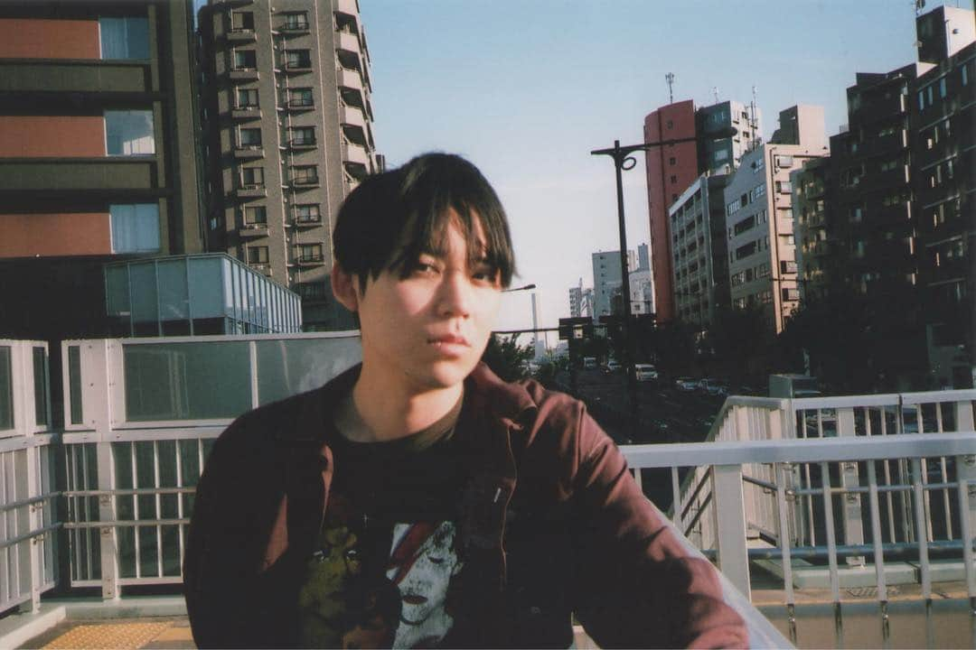 佐藤大樹さんのインスタグラム写真 - (佐藤大樹Instagram)「フィルム写真で撮ってもらった🎞✌️ #フィルム写真 #actor」6月14日 13時12分 - kumamushi_sato