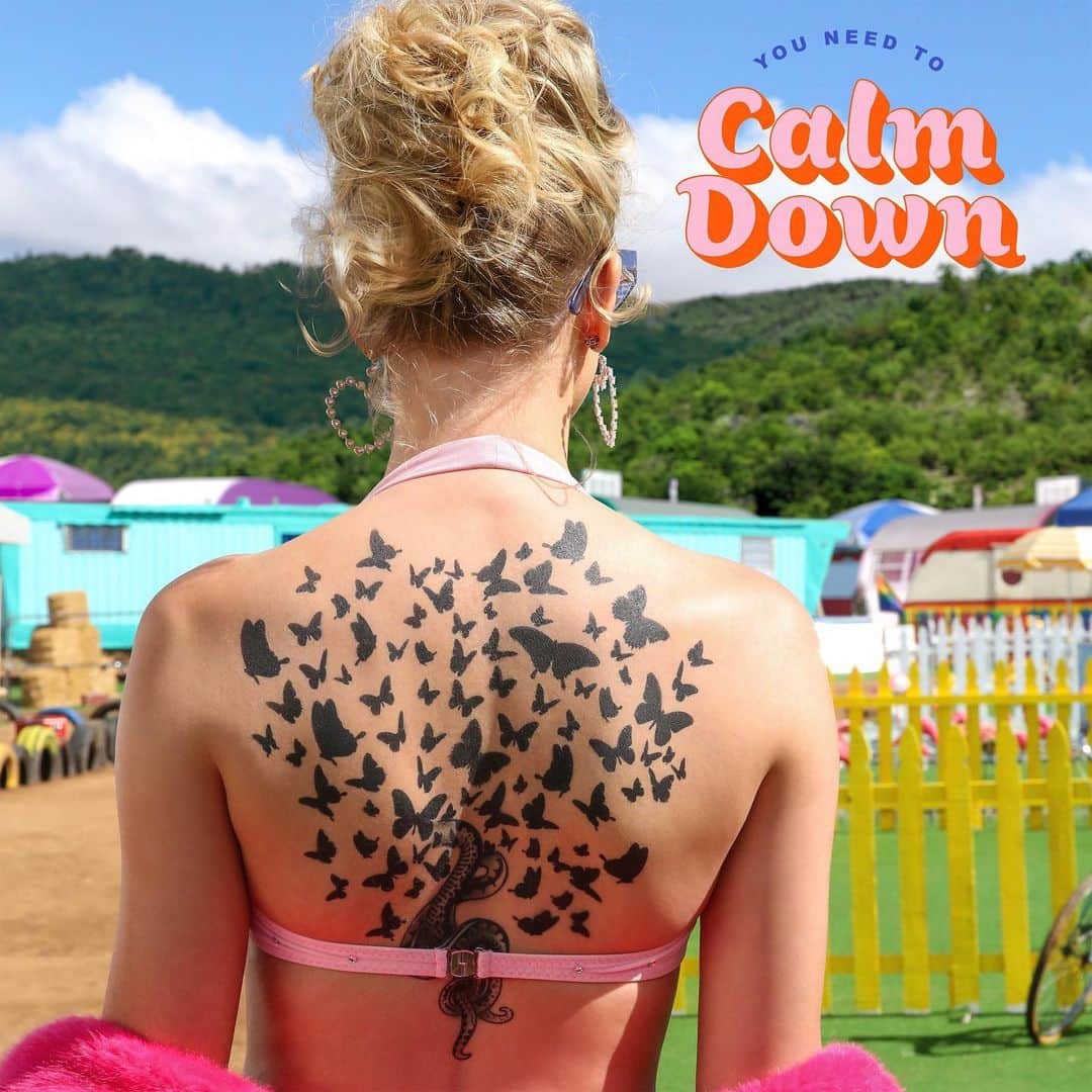 ビルボード・ジャパンさんのインスタグラム写真 - (ビルボード・ジャパンInstagram)「Can’t calm myself down rn🤯🤯﻿ @taylorswift」6月14日 13時38分 - billboard_japan