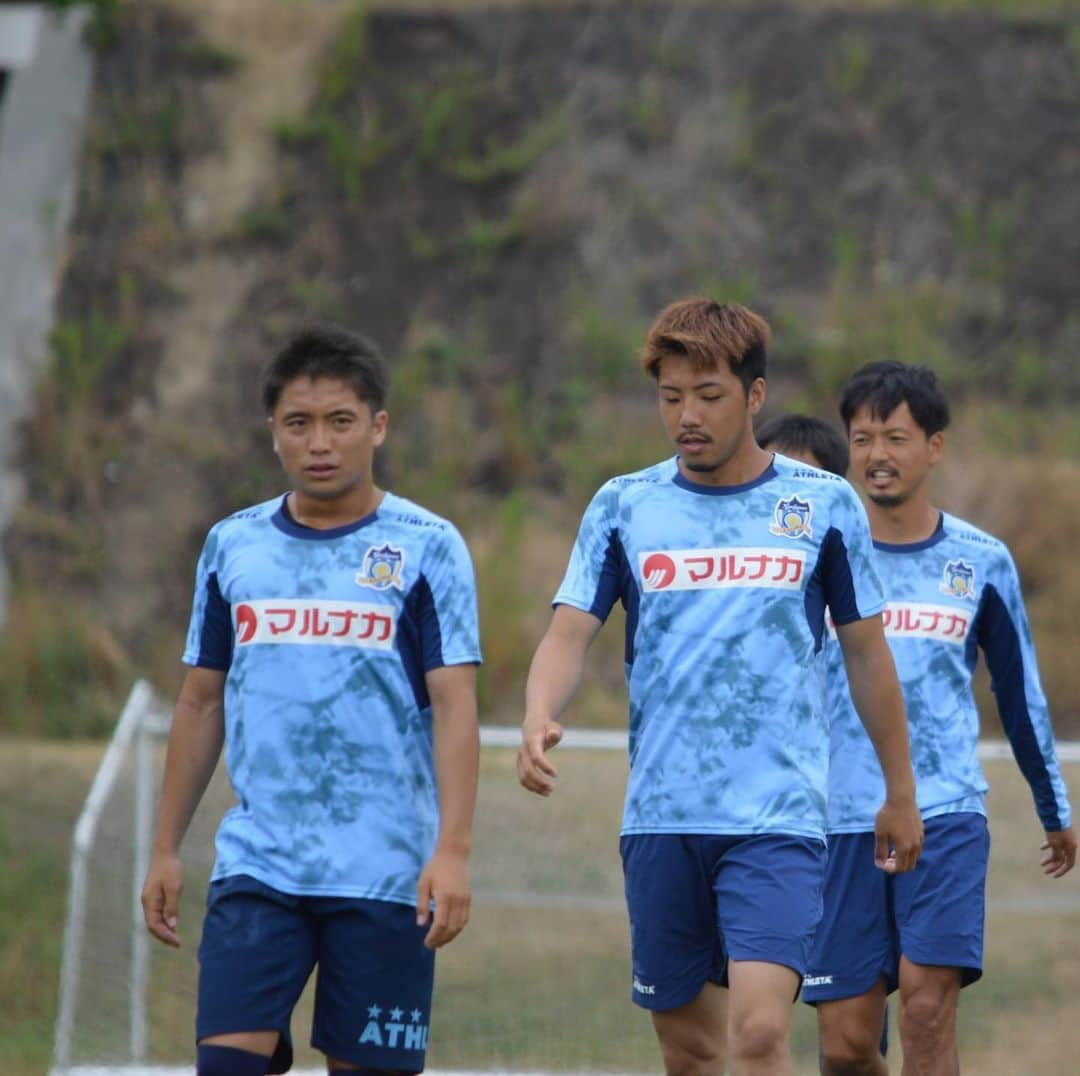 カマタマーレ讃岐さんのインスタグラム写真 - (カマタマーレ讃岐Instagram)「2019.06.14 TR  6/15(土)YS横浜戦 まで、あと1日！  #佐々木渉 #柳田健太 #鈴木拳士郎 #池谷友喜 #麻田将吾 #木島徹也」6月14日 14時21分 - kamatama_kouhou