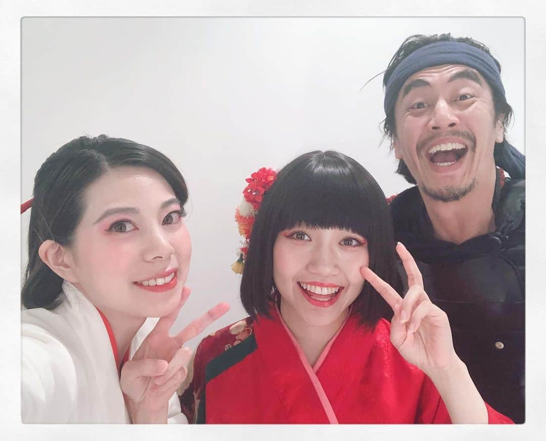 桜木梨奈さんのインスタグラム写真 - (桜木梨奈Instagram)「昨日 #座show へご来場の皆様ありがとうございました‼️ 飛込みで駆け付けてくれたり、ご友人やご家族と来て下さったりと、輪が広がっていく様で本当に嬉しかったです🥰  さて本日も出演です！ ラスト2回！ お待ちしてます🤗💖 開店:18時 開演:20時~21時 閉店:23時 チャージ:￥3,800+1ドリンク~  わっしーさん、ちあきちゃんとは最終日まで一緒♡♡♡」6月14日 15時07分 - rina_sakuragi