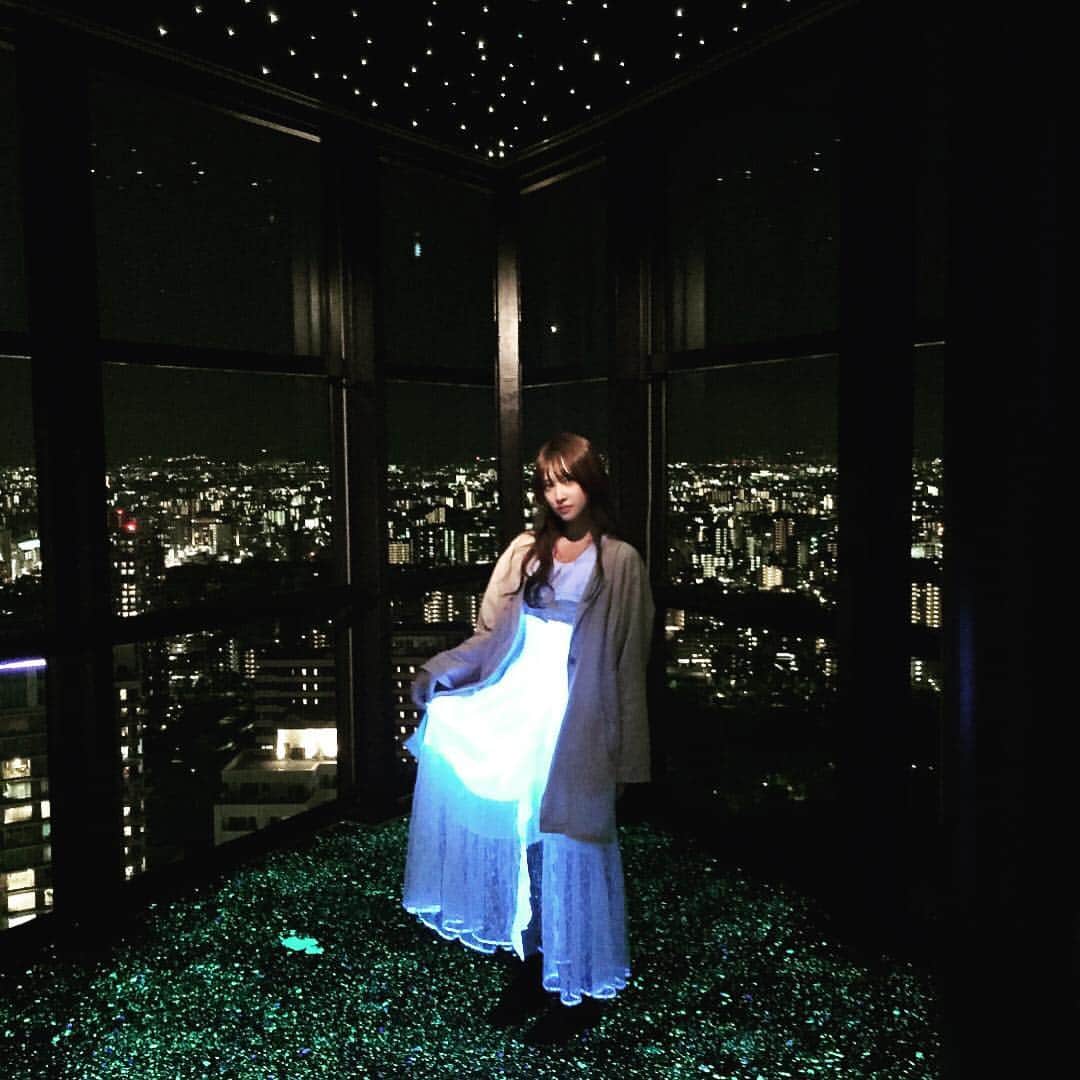 神田麗さんのインスタグラム写真 - (神田麗Instagram)「スカートが光って可愛かった❤️」6月14日 16時26分 - _reite_me