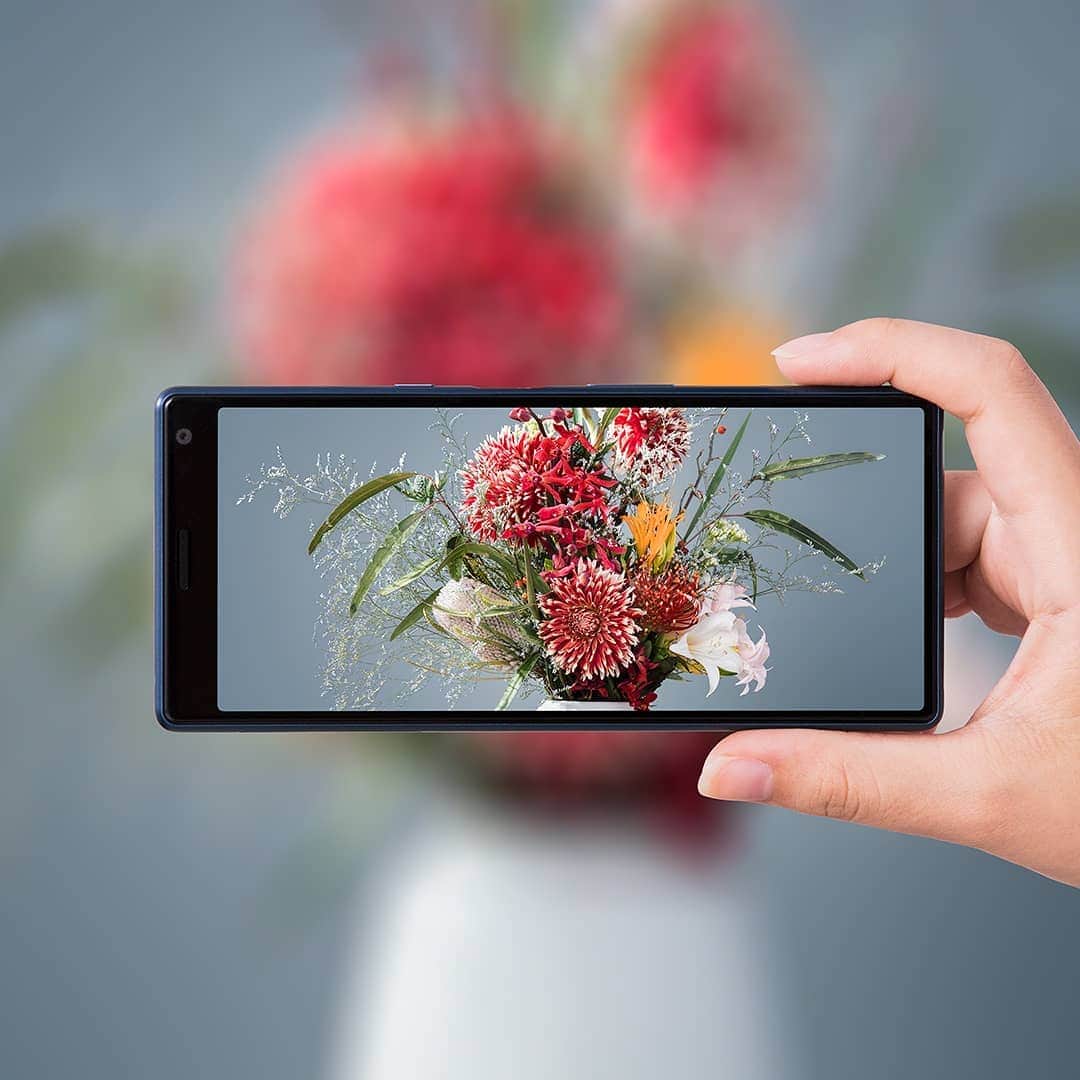 Sony Mobileさんのインスタグラム写真 - (Sony MobileInstagram)「From a triple lens camera to 2x optical zoom, let your creativity flow with the innovation that is #Xperia camera technology. #Photography #Beauty」6月14日 17時05分 - sonyxperia