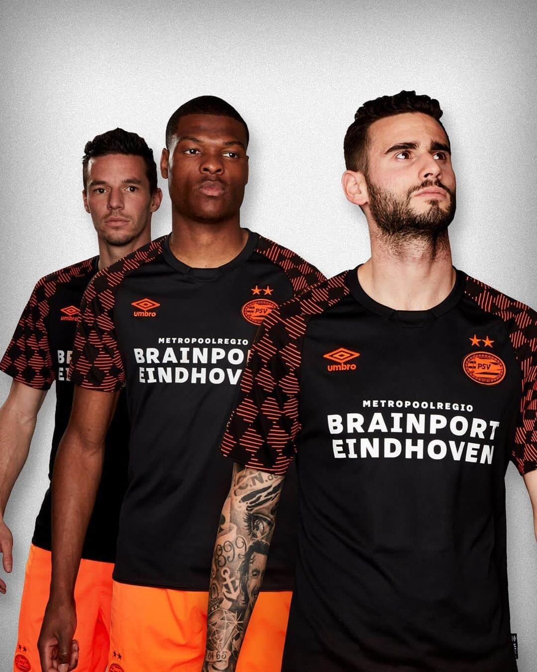 PSVアイントホーフェンさんのインスタグラム写真 - (PSVアイントホーフェンInstagram)「Connected by commitment. Unified by PSV.  Our new away kit for 2019-2020! 🧡 #Eendrachtmaaktmacht」6月14日 17時00分 - psv