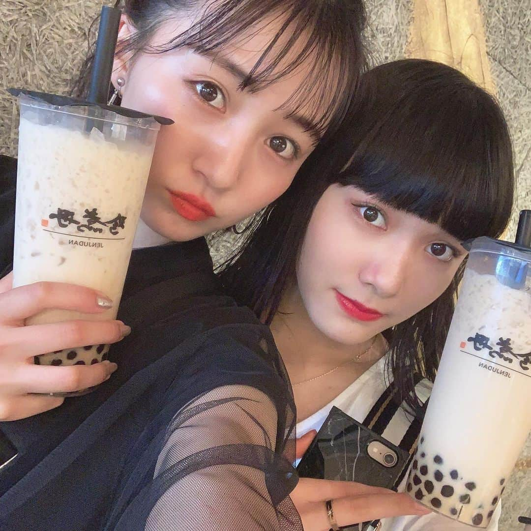 山本彩加さんのインスタグラム写真 - (山本彩加Instagram)「本日 MAGNET by SHIBUYA109 7F﻿にオープンした﻿ 《珍煮丹》(ジェンジュダン)に行ってきました❤︎﻿ ・ ・ タピオカが めっちゃ美味しい！！！ 甘すぎず、飲みやすいし、味と食感が最高！！！！ ・ 今回は #黒糖タピオカミルク にしました！ (安定の甘さ控えめ、氷少なめです！) ・ ・ ・ 是非行ってみてくださいっ(><) ・ #タピオカ #タピ活 #黒糖タピオカ #珍煮丹 #渋谷 #shibuya109 #渋谷タピオカ」6月14日 17時11分 - ayaka48_yanyan