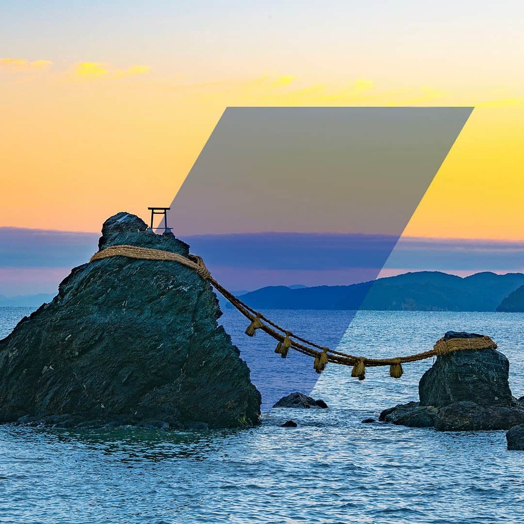 All Nippon Airwaysさんのインスタグラム写真 - (All Nippon AirwaysInstagram)「Marriage rocks. No, literally, these two stones are “wed” and tethered by a rope in an ancient Shinto tradition. Add these romantic rocks to your bucket list, and pick up a souvenir at Futami Plaza while you’re at it! 💙」6月15日 5時00分 - allnipponairways