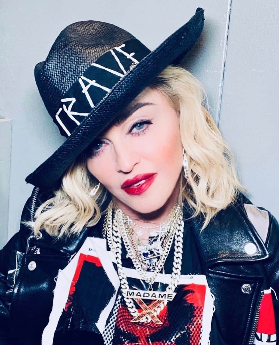 ASCAPさんのインスタグラム写真 - (ASCAPInstagram)「Fierce & vulnerable.. @madonna releases Madame ❌ Listen at the link in our bio 🎧 #NewMusicFriday #madamex」6月15日 3時56分 - ascap