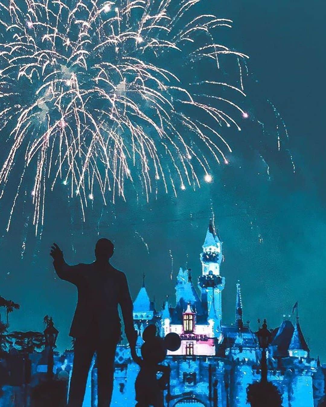 ディズニーランドさんのインスタグラム写真 - (ディズニーランドInstagram)「Our #HappiestPlace classics Matterhorn Bobsleds, Disneyland Monorail and Submarine Voyage celebrate 60 years today!  Thanks for sharing your favorite #Disneyland classics this week, we thought they were oh-so-great! Get ready, next week we celebrate #ToyStory. (Photos: @erniewcarr @delitefullydisney @disneyprincealli @ohmywhizzbees @jaytasmic)」6月15日 4時14分 - disneyland