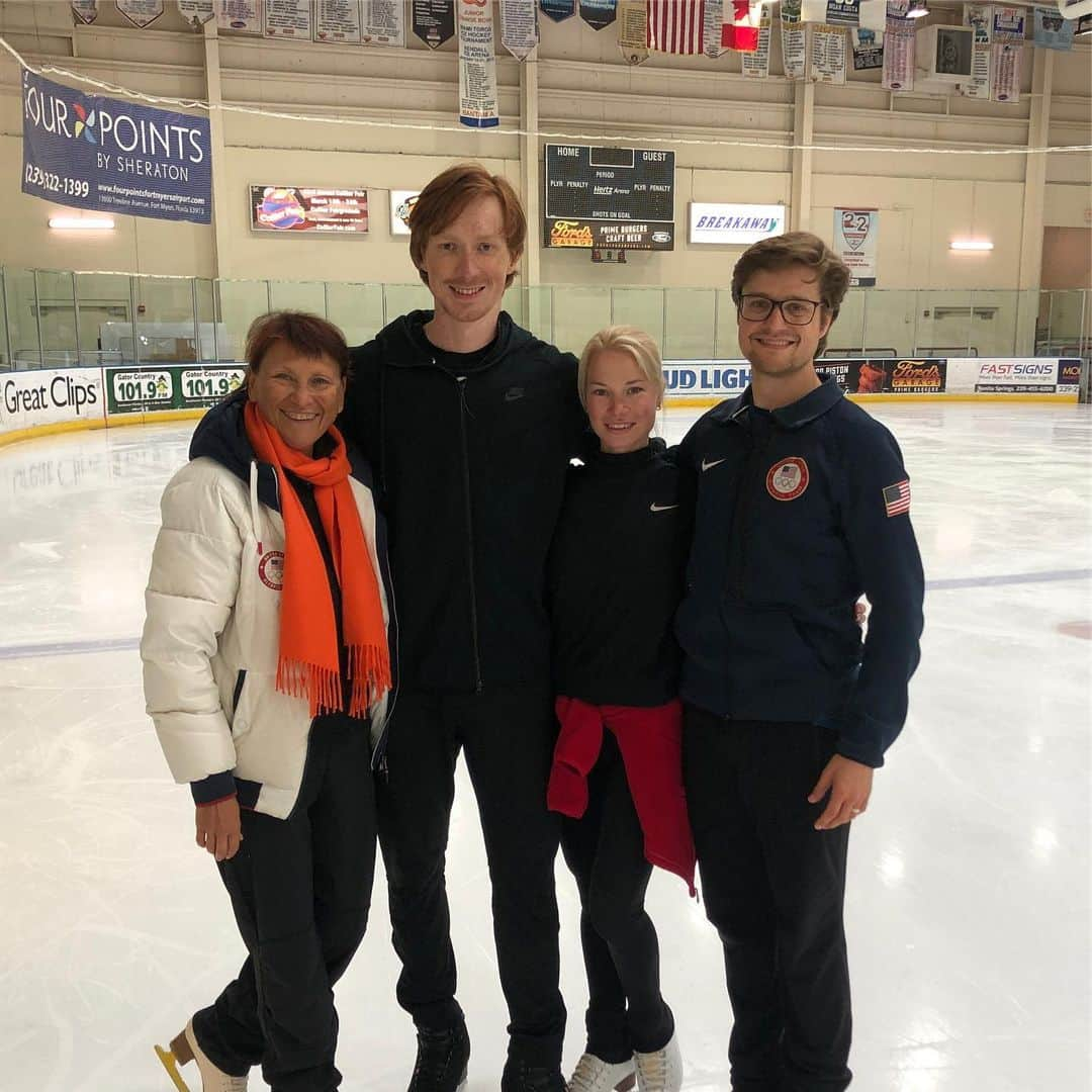 チャーリー・ホワイトのインスタグラム：「What a privilege to work with this team. Huge thank you to @_tarasova_evg and @morozov_v92 for working so hard! Great work!」