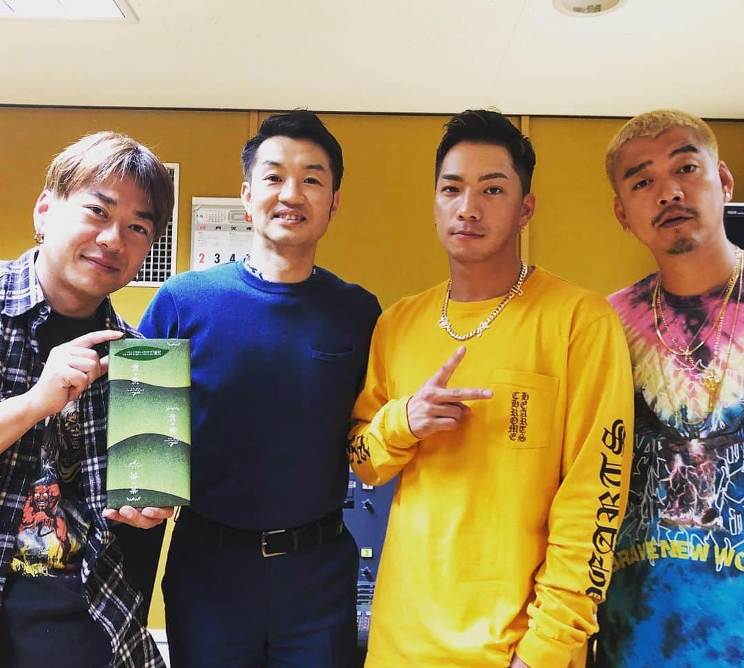 野替愁平さんのインスタグラム写真 - (野替愁平Instagram)「🏯大阪キャンペーン 終了✨大変おせわになりました‼️🔥✨ 明日は大感謝祭‼️みんなに会えるの楽しみにしてます😍✨ 来月の7/15にはFM802にて公開生放送ライブもあります🔥 #5IVE 関西でも盛り上がって欲しい😭🙌✨ #大阪」6月14日 19時58分 - sway_ldh