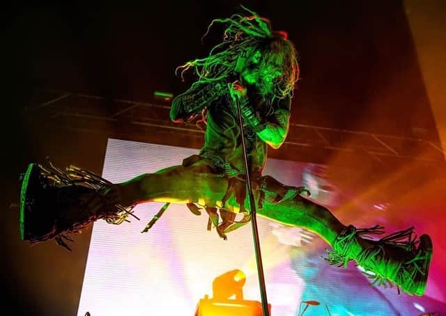 ロブ・ゾンビのインスタグラム：「Flying high again in Glasgow. Now onto to Download! Photo by @gig_photography_glasgow #robzombie #gingerfish #piggyd #johnfive #glasgow」