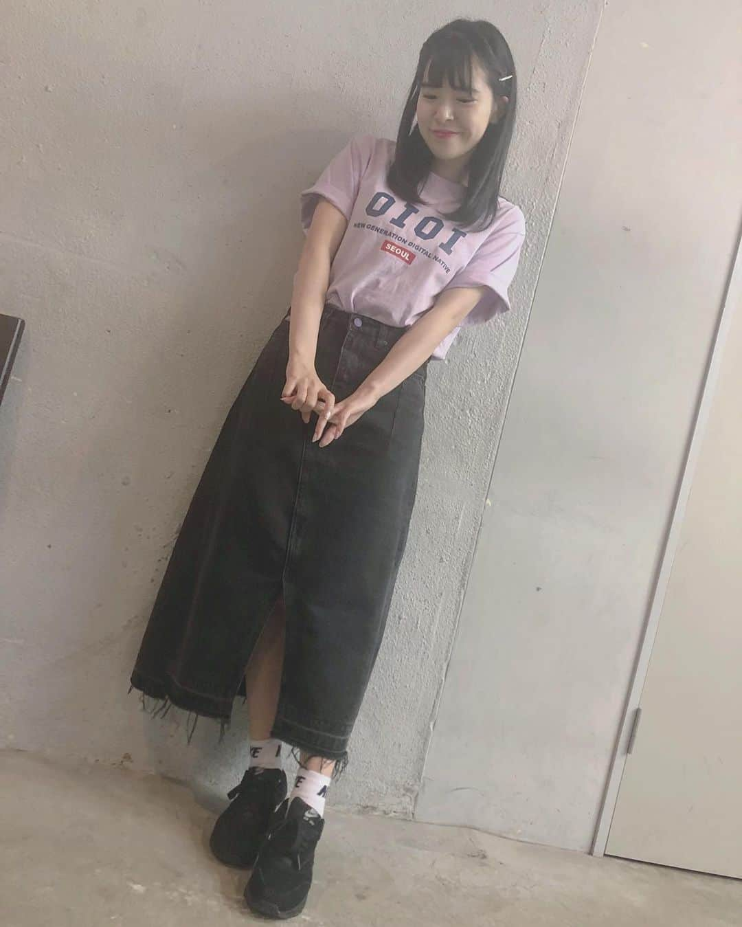 松崎博香さんのインスタグラム写真 - (松崎博香Instagram)「最近の私服！今絶賛！ムラサキにハマってます☺️💜 👕トップス(@5252byoioi ) 👖ボトムス (@50_fifty_percent ) 👟スニーカー・靴下(@nike ) スカートは台湾のファッションブランドなんだけど値段もお手頃で可愛いお洋服たくさんあって台湾行くときはいつもかえちゃんと買い物に行くんだよ🕴🏻♡ #WEAR もそろそろ更新します🙇🏻‍♀️！ #私服 #ootd #fiftypercent #오오티디 #오아이오아이 #패션 #패션스타그램  #ㅇㅇㅌㄷ」6月14日 20時49分 - hiichan_starmarie