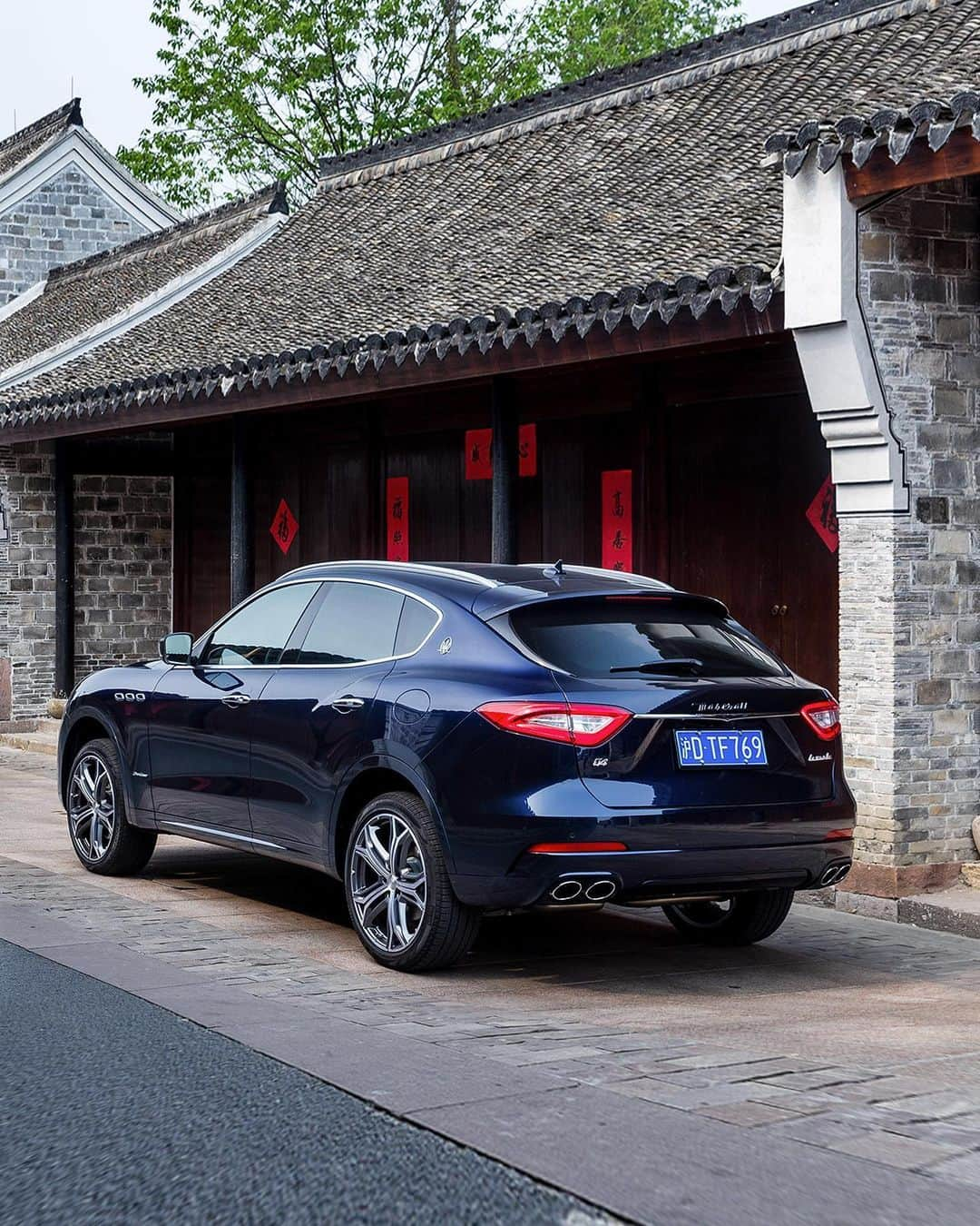 マセラティさんのインスタグラム写真 - (マセラティInstagram)「The first leg of the #MaseratiChinaGrandTour has gifted us with irresistible scenery.  Continue to follow us on our journey through China in style. #Maserati」6月14日 21時03分 - maserati