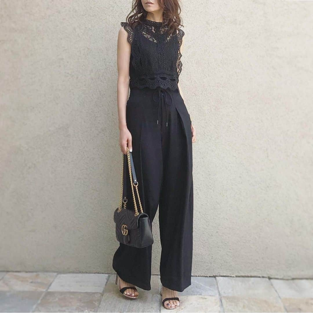 akko3839さんのインスタグラム写真 - (akko3839Instagram)「﻿ all black coordinate﻿ ﻿ レースが可愛いトップス♡﻿ コンパクトだからワイパンによく合う﻿ ﻿ ﻿ ﻿ top #fifth#fifthtl  @fifth_store →50%off﻿ bag gucci﻿ pants ronherman﻿ ﻿ ﻿ #フィフス#総レースデザインコンパクトトップス#fashion#ootd#outfit#code#coordinate#style#stylepoint#instafashion#instagood#instalike#ファッション#コーディネート#コーデ#プチプラ#プチプラコーデ#春服#春コーデ #パンツコーデ﻿」6月14日 21時05分 - akko3839