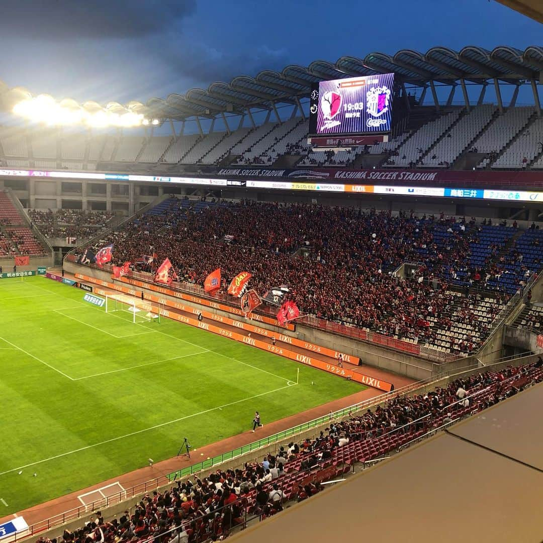 ジーコさんのインスタグラム写真 - (ジーコInstagram)「Otima vitoria em casa contra o Cerezo por 2x0.Nos coloca na terceira posição e agora e seguir firme pra chegar perto do líder ate terminar o 1 turno.Vamos Kashima.」6月14日 21時16分 - zico