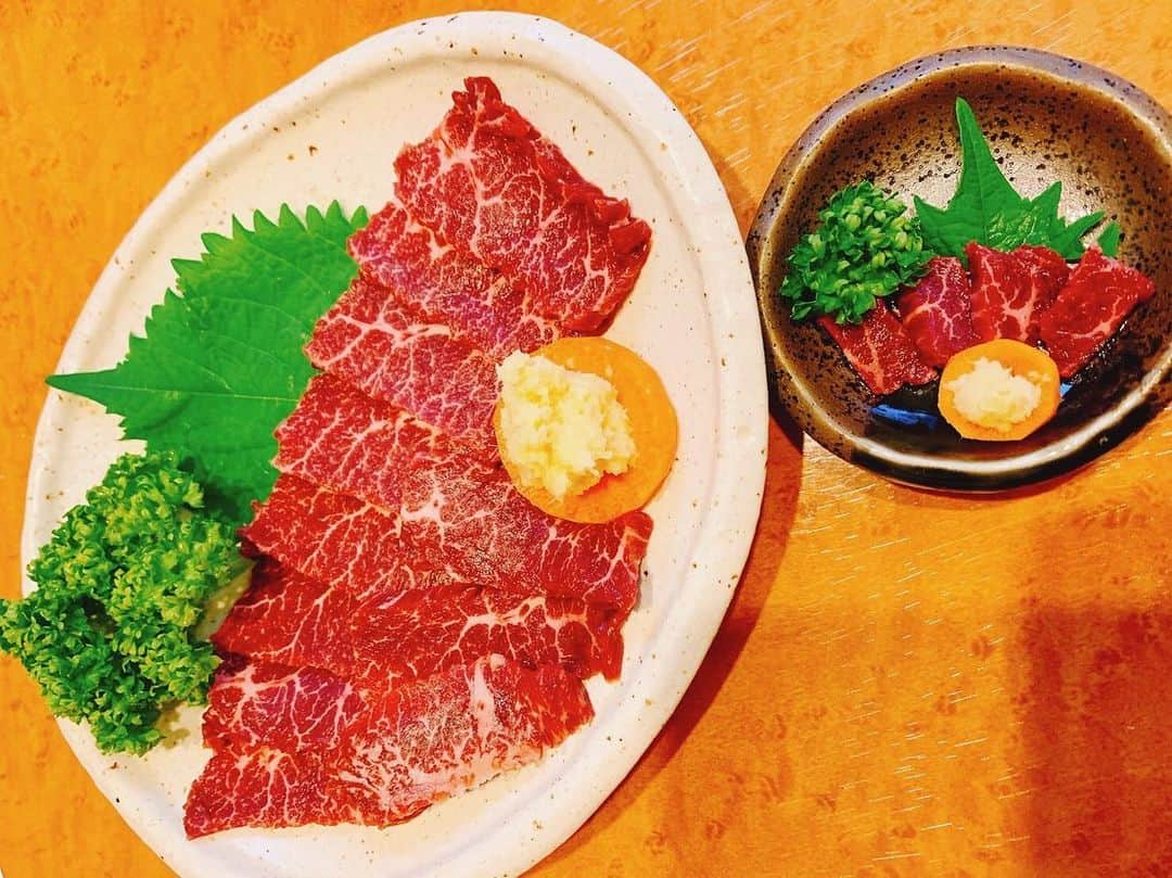 スザンヌさんのインスタグラム写真 - (スザンヌInstagram)「やきにくやきにくやきにく🥩﻿ ﻿ 昨日はそんちゃんとこ。﻿ #焼き肉園田﻿ ﻿ そして今夜も焼き肉🙌﻿ バンザーイ🤲」6月14日 21時46分 - suzanneeee1028