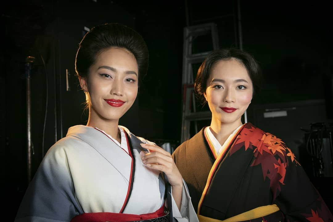 資生堂 さんのインスタグラム写真 - (資生堂 Instagram)「Fashion Cantata from KYOTO 平安幻想―INVISIBLE KYOTO  #hair and #makeup  @shiseido_hma @yumiko.kamada #fashioncantata #マークジェイコブス #shiseidohma #簪 #kyoto #japan #kimono #backstagemakeup#backstagehairstyle  #fashion #fashionphotography  @shiseido @shiseidopro_jpn  #shiseidoprofessional」6月14日 22時12分 - shiseido_hma