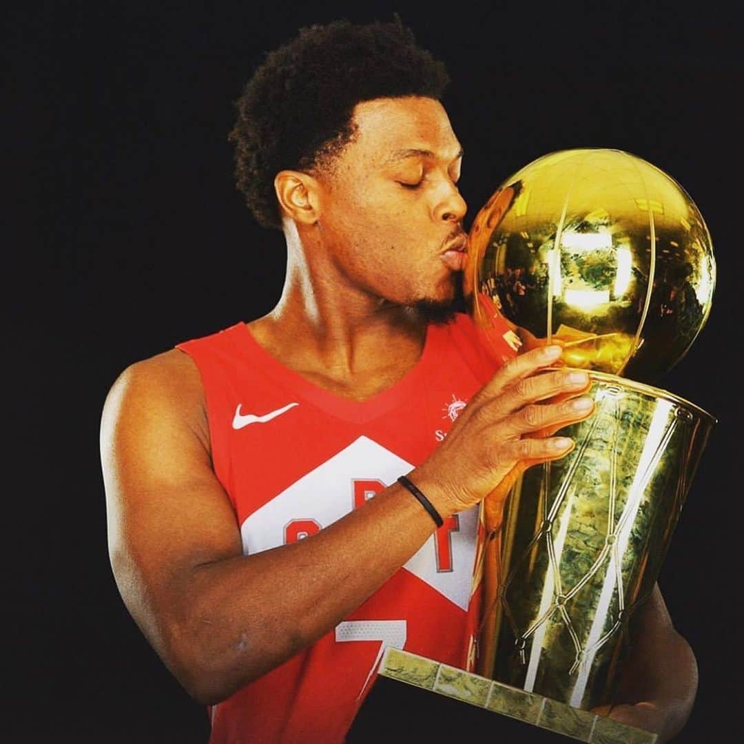 ルディ・ゲイのインスタグラム：「#champion congratulations to my brother @kyle_lowry7」