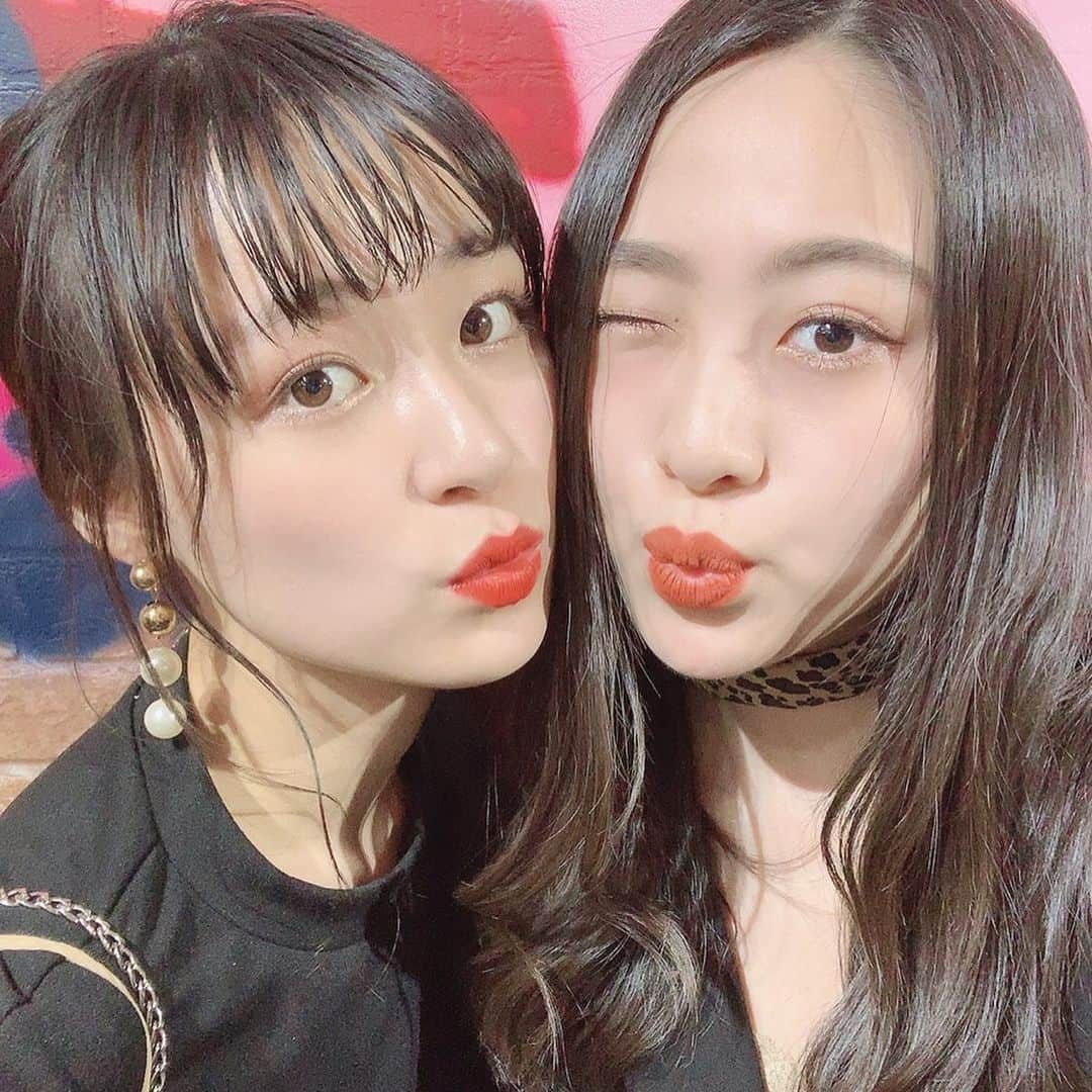 鈴木美羽さんのインスタグラム写真 - (鈴木美羽Instagram)「昨日mocaと、メイベリンのパーティーへ行ってきました！ リップ可愛かった〜💄 ご飯食べたあともリップが綺麗に残っていてびっくり！ 写真の私は117を付けてます💋  #maybeline #メイベリン #maybelinehouse #落ちないリップ #SPステイマットインク」6月14日 22時13分 - suzukimiu_0414