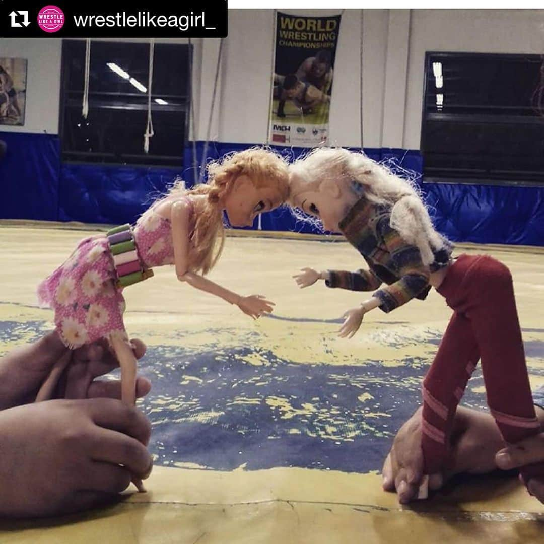 ヘレン・マロウリスさんのインスタグラム写真 - (ヘレン・マロウリスInstagram)「Everything about this melts me heart!!! 😍😍😍 #Repost @wrestlelikeagirl_ with @get_repost ・・・ What happens when #wrestlers, @barbie, and self empowerment meet... 💥💥💥 • Hey @barbie - are you ready to make a @helen_maroulis and @adelinegray wrestling doll yet? The girls are asking! 🙌🤼‍♀️ • • Repost @luchaboca  #wrestlelikeagirl #ncaawrestling #girlswrestletoo #wrestlethegap #ncaawomenswrestling @playnaia #barbie #girls @adidaswrestling @adidas @liunabuilds」6月14日 22時25分 - helen_maroulis