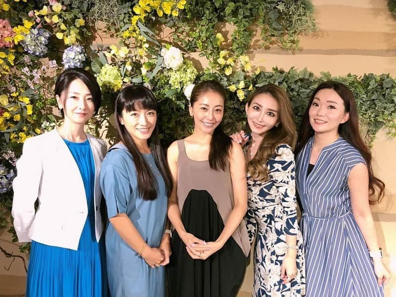 熊切あさ美さんのインスタグラム写真 - (熊切あさ美Instagram)「美容についてのイベント☺️❤️ 楽しかったなー #beaty #美容 #笑顔 #happy #girl #instagood #スキンケア #コスメ #美容科 #美の祭典」6月14日 22時51分 - asami_kumakiri