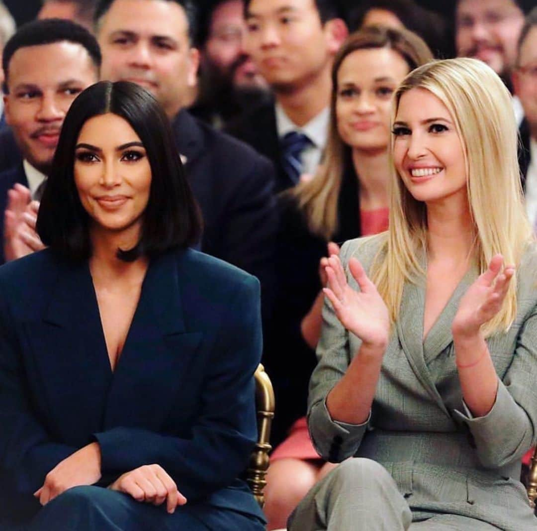 イヴァンカ・トランプさんのインスタグラム写真 - (イヴァンカ・トランプInstagram)「Thank you @KimKardashian for your passionate advocacy of Criminal Justice Reform and Second Chance hiring!」6月14日 22時51分 - ivankatrump