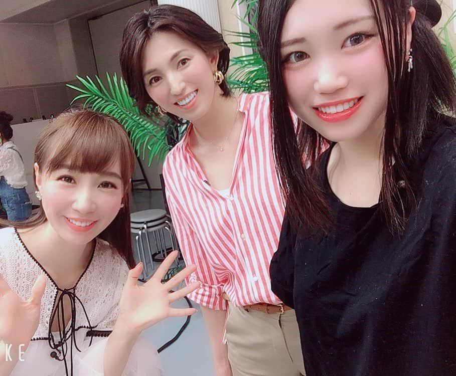 中山千桂子さんのインスタグラム写真 - (中山千桂子Instagram)「金曜ゴジカルのアイドル✨ キララちゃん&みゆみゆ😍💓 #ゴジカル #四国放送  #中山千桂子 #アナウンサー #女子アナ #アイドル でしょー❤️」6月14日 22時58分 - nakayama_chikako