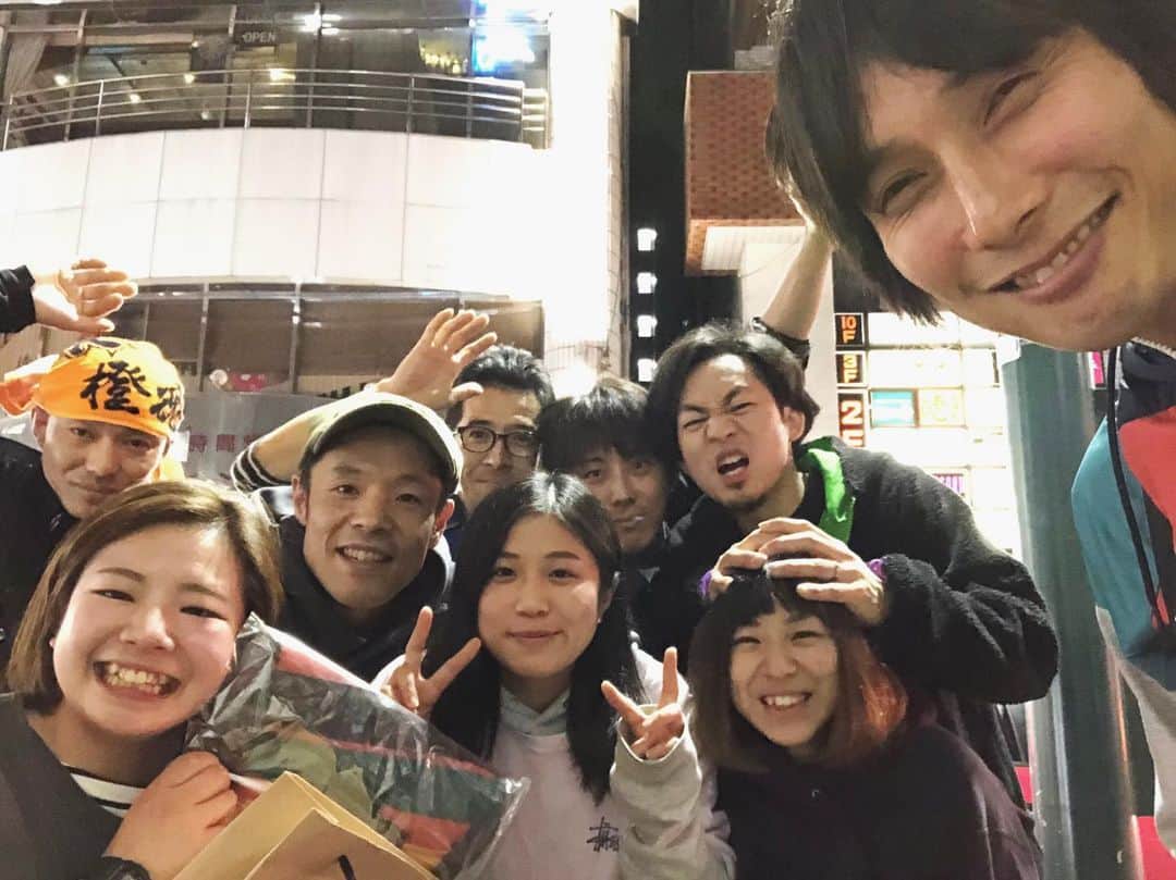 三浦絵里菜のインスタグラム：「みんなありがとう☺️ ㅤㅤㅤㅤㅤㅤㅤㅤㅤㅤㅤㅤㅤ ㅤㅤㅤㅤㅤㅤㅤㅤㅤㅤㅤㅤㅤ 土日は仙台カップ🐒 月曜日は高校の友達とご飯🍚  火曜日は5月生まれの誕生日会🎉  充実した帰省でした。  こむぎにめちゃめちゃ癒されたな🐱❤️ ㅤㅤㅤㅤㅤㅤㅤㅤㅤㅤㅤㅤㅤ ㅤㅤㅤㅤㅤㅤㅤㅤㅤㅤㅤㅤㅤ 次は東北ブロックでお会いしましょう！ それまで各自がんばるでしょう！  #帰省 #楽しかった #またね」