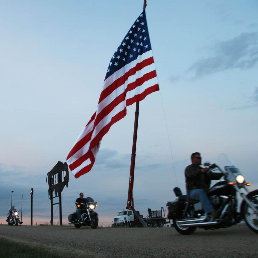 Harley-Davidsonさんのインスタグラム写真 - (Harley-DavidsonInstagram)「Flying the stars and stripes since 1903. 🇺🇸 #NationalFlagDay #FlagDay #HarleyDavidson #FindYourFreedom」6月14日 23時22分 - harleydavidson