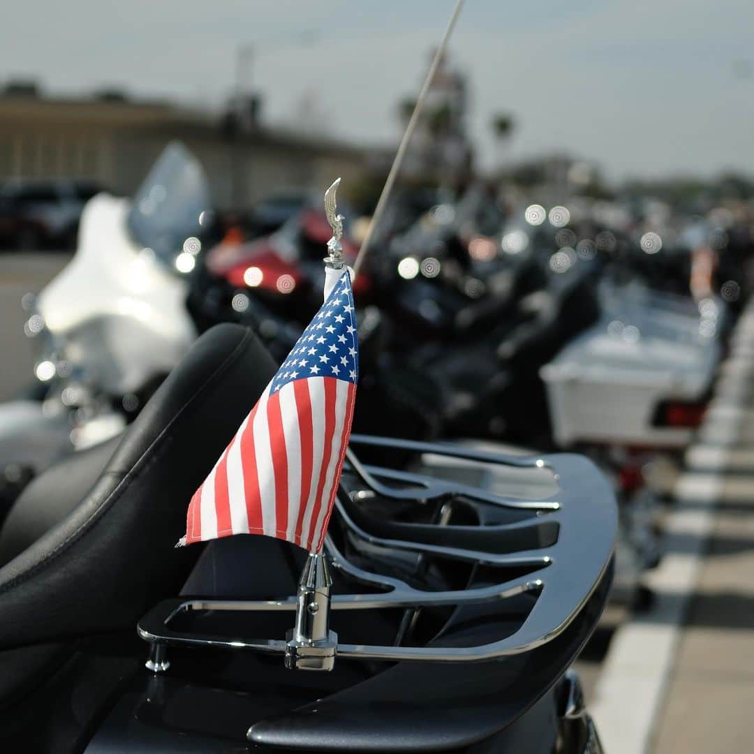 Harley-Davidsonさんのインスタグラム写真 - (Harley-DavidsonInstagram)「Flying the stars and stripes since 1903. 🇺🇸 #NationalFlagDay #FlagDay #HarleyDavidson #FindYourFreedom」6月14日 23時22分 - harleydavidson