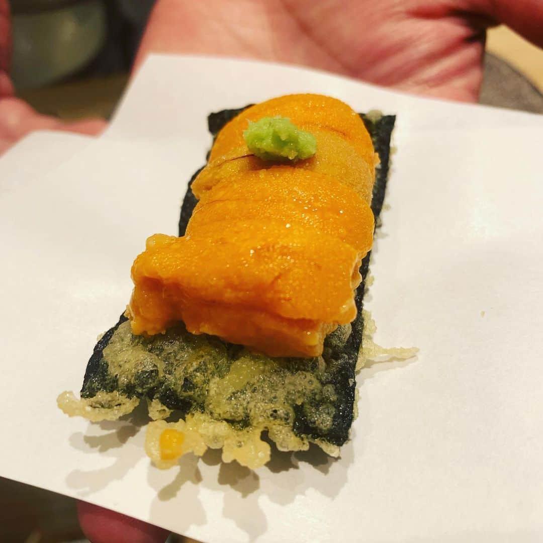 岸本加世子のインスタグラム：「二カ月先しか予約が取れないお店。本当に美味しかったです！#まさみつ」