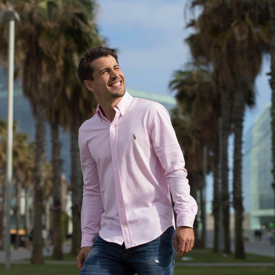 ボージャン・クルキッチのインスタグラム：「😁☀Weekend smile... almost summer!! /// Sonrisa de fin de semana... que ya llega el verano. 😜😁 #FridayMood #summer #weekend」