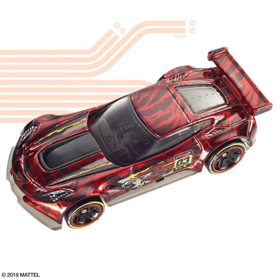 Hot Wheelsさんのインスタグラム写真 - (Hot WheelsInstagram)「Introducing Hot Wheels id, a completely new way to collect your favorite die-casts. Complete with a top of the line Spectraflame paint job, new wheels, and an NFC chip, your Hot Wheels collection can now be digitized! #HotWheelsid is available at Apple and Apple.com. Swipe through to see the detail and video of how it works. www.hotwheels.com/id」6月15日 1時00分 - hotwheelsofficial