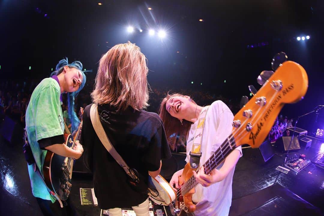 SCANDALさんのインスタグラム写真 - (SCANDALInstagram)「2019.06.14 Zepp Nagoya SCANDAL TOUR 2019 "Fuzzy Summer Mood" #scandal #scandal_fsm」6月15日 1時01分 - scandal_band_official