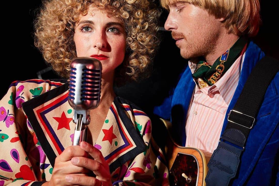 ShopBAZAARさんのインスタグラム写真 - (ShopBAZAARInstagram)「Go back in time, but get ready to step into the spotlight with indie pop band, @tennisinc. From opulent jewelry to standout suits, we teamed up with the stylish duo to showcase the best of the #GucciPreFall19 collection. Tap the link in bio to shop and explore the #SBZFeature. Photograph by Jennifer Livingston. #ad」6月15日 1時09分 - shopbazaar