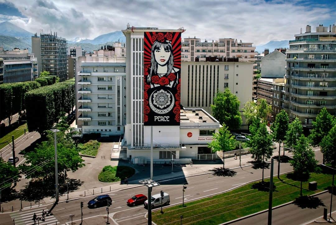 Shepard Faireyさんのインスタグラム写真 - (Shepard FaireyInstagram)「I just completed my "Rose Girl" mural in Grenoble, France as part of the @grenoblestreetartfest. The mural is in a very busy part of town with student housing and the Alps as the backdrop. I could not ask for a better location!  The "Rose Girl" is a symbol of peace and harmony with fellow humans and the earth. Grenoble has been making strides toward ecological responsibility, and I hope my mural can be a visual companion to the efforts toward sustainability. Thank you to my crew of Dan Flores, Nicholas Bowers, and Rob Zagula for helping me complete the mural even working through the rain the first day! Thank you also to Jerome Catz and Michael Foley and the Grenoble Street Art Fest Team for their efforts to promote my art and ideas in Grenoble. And of course, thank you to Jon Furlong for the photos!⠀ -Shepard⠀ 📷: @jonathanfurlong⠀ ⠀⠀⠀⠀⠀⠀⠀⠀⠀ As part of the 30-year anniversary project, the "Facing the Giant: 3 Decades of Dissent" series will be on view with a larger print survey titled "Obey: 30 Years of Resistance" at @grenoblestreetartfest, featuring more than 600 prints from Shepard's career. On view from June 6th to October 27th, 2019 in Grenoble, France. Visit the link in bio for more details.」6月15日 1時41分 - obeygiant