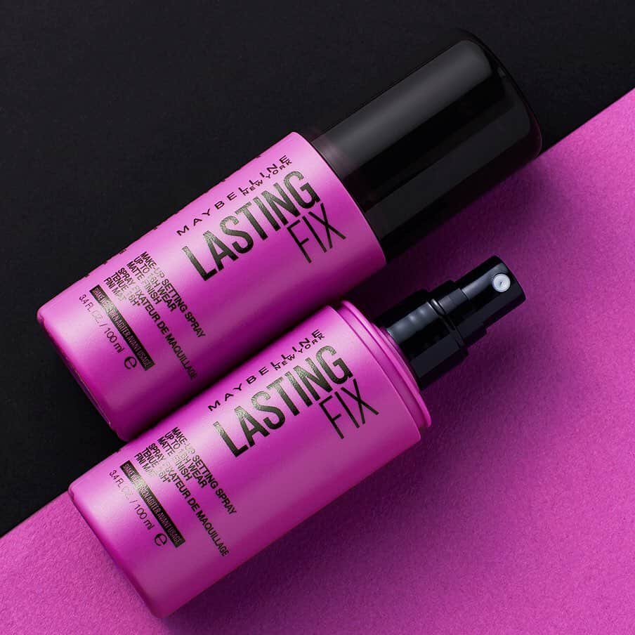 Maybelline New Yorkさんのインスタグラム写真 - (Maybelline New YorkInstagram)「US babellines 🇺🇸, meet our NEW #LASTINGFIX setting spray! Lock in your look with our long-lasting makeup spray that keeps your glam on point for up to 16 hours. This lightweight spray controls shine, creates a matte finish, is transfer proof, and sweat resistant! Available now @ultabeauty. Tag a friend that needs this in their life. 💜」6月15日 1時33分 - maybelline