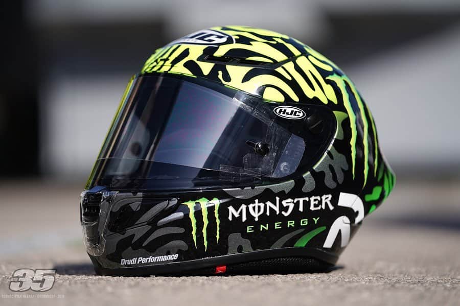 カル・クラッチローさんのインスタグラム写真 - (カル・クラッチローInstagram)「The @monsterenergy Barcelona GP special helmet this weekend from @hjc_helmets …」6月15日 1時34分 - calcrutchlow