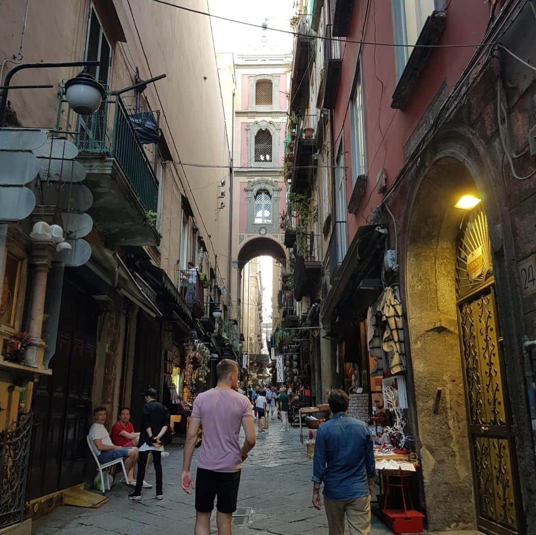 シモン・ミニョレさんのインスタグラム写真 - (シモン・ミニョレInstagram)「📍🌍 Naples & Procida #holiday 🇮🇹☀😎🔋📸」6月15日 2時20分 - 22mignolet22