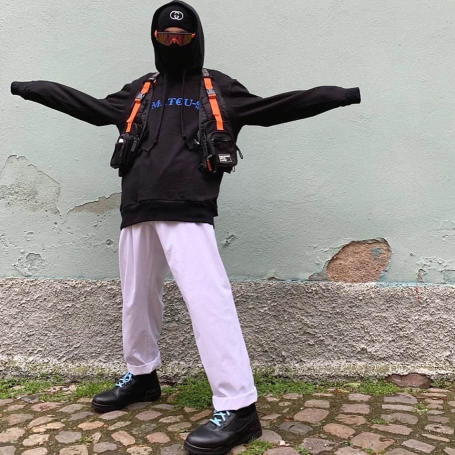 ジョージジーナ&ルーシーのインスタグラム：「The last couple of days we’ve been showcasing our new collection in at @pittimmagine . Next stop is @seek_berlin (Berlin Fashion Week) and guess what! We’ll be presenting our new tactical vests. Stay tuned for some insights! 🧡🖤🧡 Shit by @willianegrazianicouturier • • • • • • • • #gglsquad #georgeginalucy #streetwear #streetstyle #streetfashion #hypebae #hypebeast #hsstyle #highsnobiety #style #futuristic #malemodel #menswear #mensfashion #glasses #sunglasses #bag #accessories #35mm #justgoshoot #paris #gucci #ootdmen #ootd #outfit #hsdailyfeature」