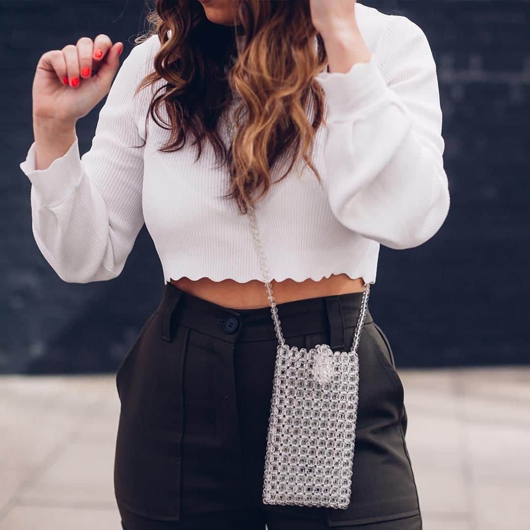 アクセサライズのインスタグラム：「Introducing the coolest way to keep your phone to hand this season. Our Natasha phone pouch is made from beads for a dose of the arts and crafts trend, and features a cross-body strap and loop to fasten. 🔍7905801000  Tap the link in the bio to shop now.  #Accessorize #Accessorizer」