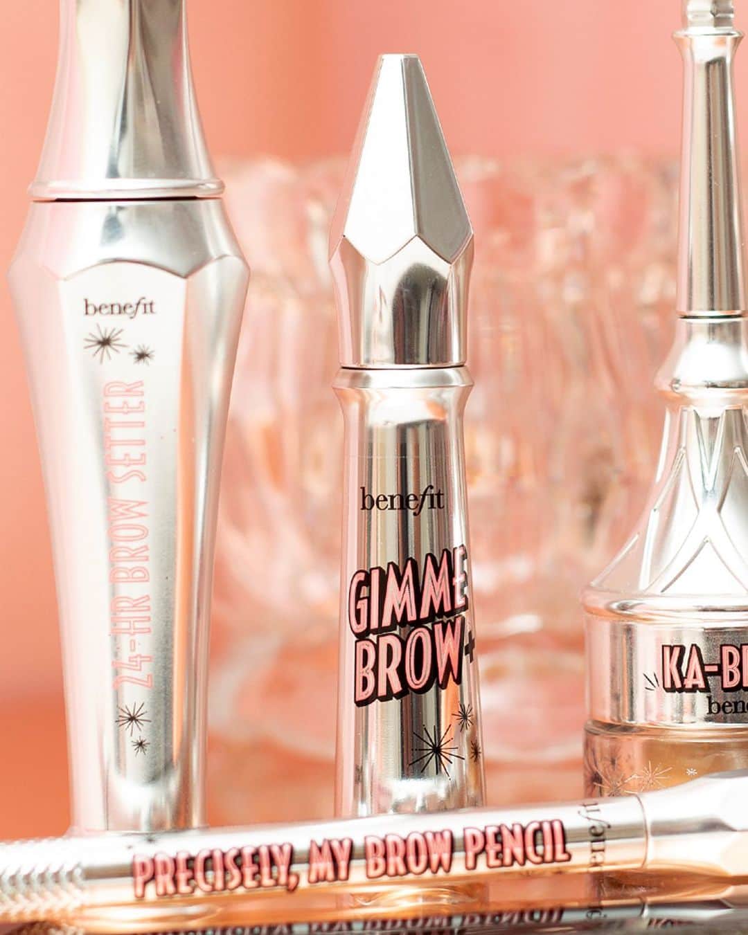 Benefit Cosmeticsさんのインスタグラム写真 - (Benefit CosmeticsInstagram)「You read that right! 💁🏽Score our #gimmebrow+ volumizing brow gel for 50% OFF today only online at @macys! #macysbeauty #benefit」6月15日 3時09分 - benefitcosmetics