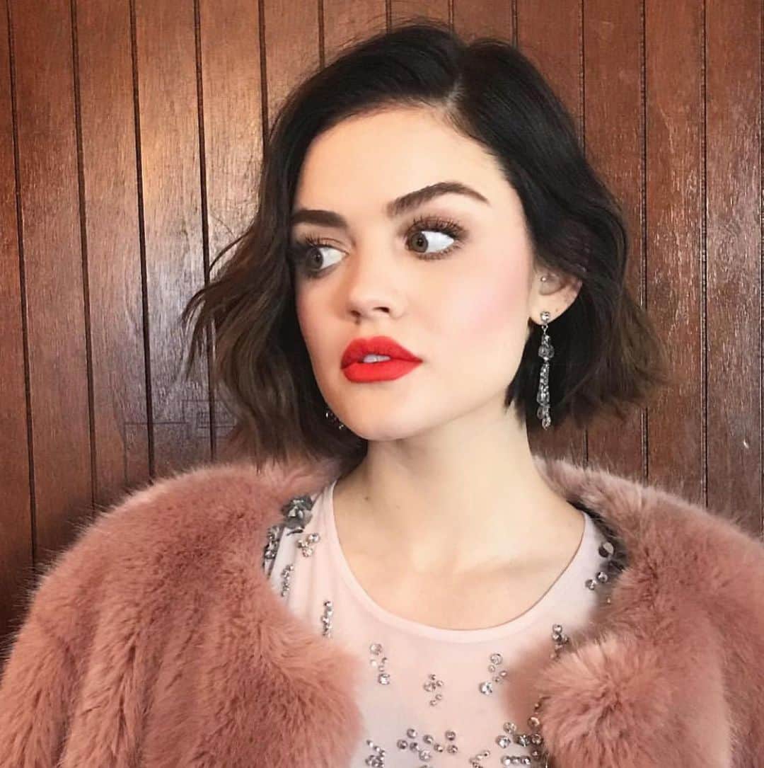 Lacy Redwayさんのインスタグラム写真 - (Lacy RedwayInstagram)「Missed you by a minute ! Happy Belated Luce @lucyhale . Thank you for allowing me to play and have fun with texture in your hair !! Hope your day was as awesome as you . Love ya lady! 😘😘 #LucyHale #HairByLacyRedway ( Swipe)」6月15日 13時03分 - lacyredway