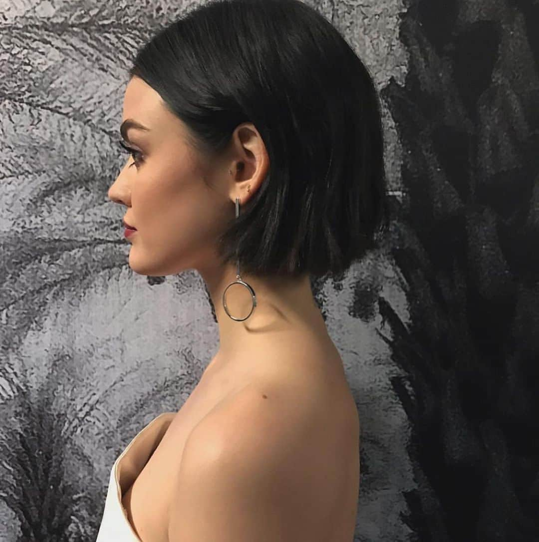 Lacy Redwayさんのインスタグラム写真 - (Lacy RedwayInstagram)「Missed you by a minute ! Happy Belated Luce @lucyhale . Thank you for allowing me to play and have fun with texture in your hair !! Hope your day was as awesome as you . Love ya lady! 😘😘 #LucyHale #HairByLacyRedway ( Swipe)」6月15日 13時03分 - lacyredway