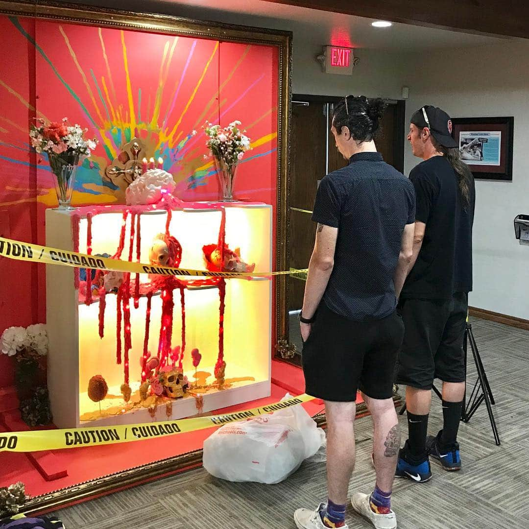 ウェイン・コインさんのインスタグラム写真 - (ウェイン・コインInstagram)「Brand New never seen before FLOWING SCULPTURE::: How Joy And Pain And Suffering Become Infants Of Wisdom almost ready to be unveiled at @skullsunlimited !! Hopefully next week !! I’ll keep ya posted❤️❤️❤️❤️❤️❤️❤️❤️❤️❤️❤️❤️❤️❤️❤️❤️❤️❤️it features brand new Flaming Lips music!!!🧠🧠🧠🧠🧠🧠🧠🧠🧠🧠🧠🧠🧠🧠」6月15日 12時55分 - waynecoyne5