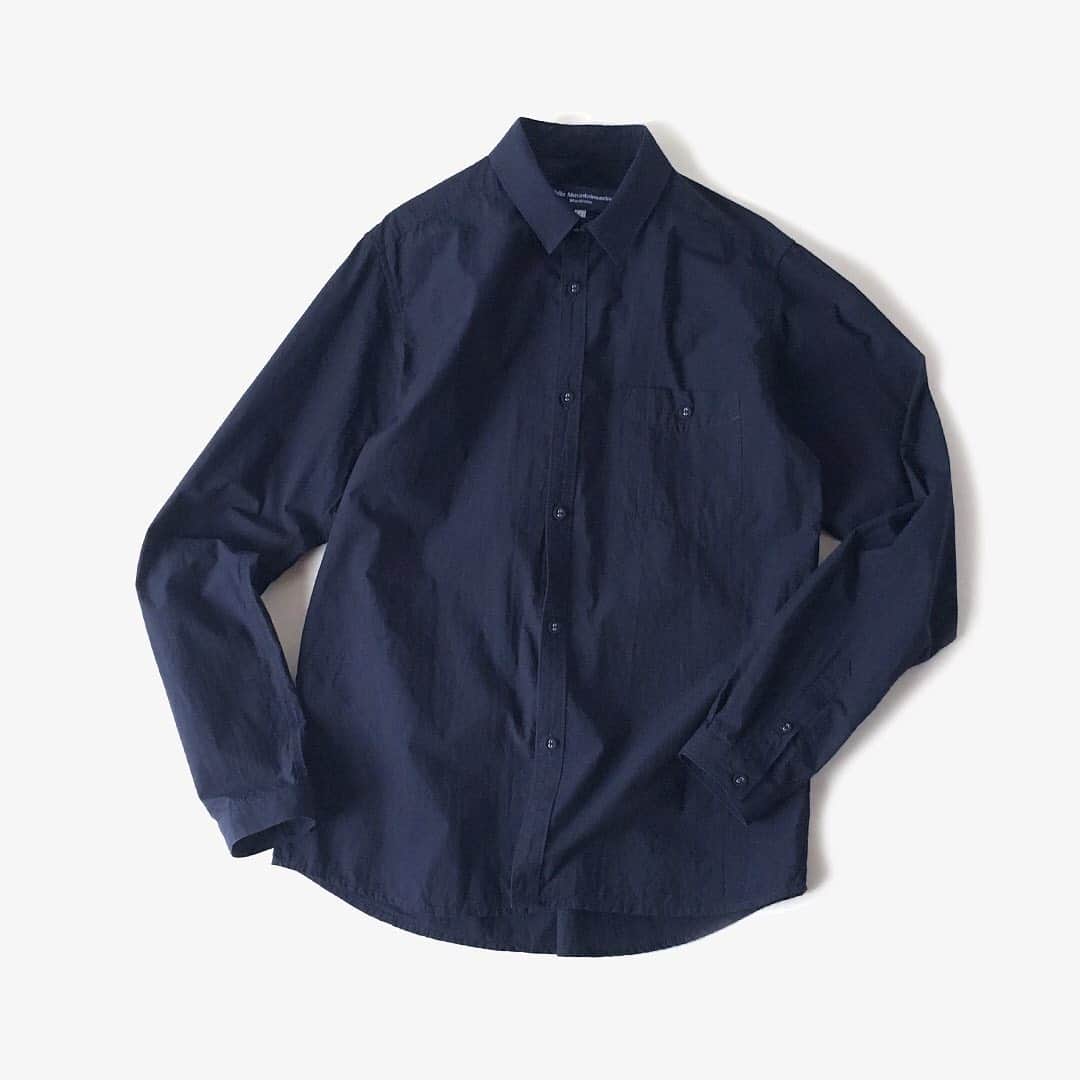 のインスタグラム：「6.15 定番かつ万能なLONG SLEEVE SHIRT。 White Mountaineering Wardrobe/LONG SLEEVE SHIRT NAVY . . #WhiteMountaineering #ホワイトマウンテニアリング #Wardrobe . @nollyandthenatures . #tottori#鳥取県#鳥取市#川端」