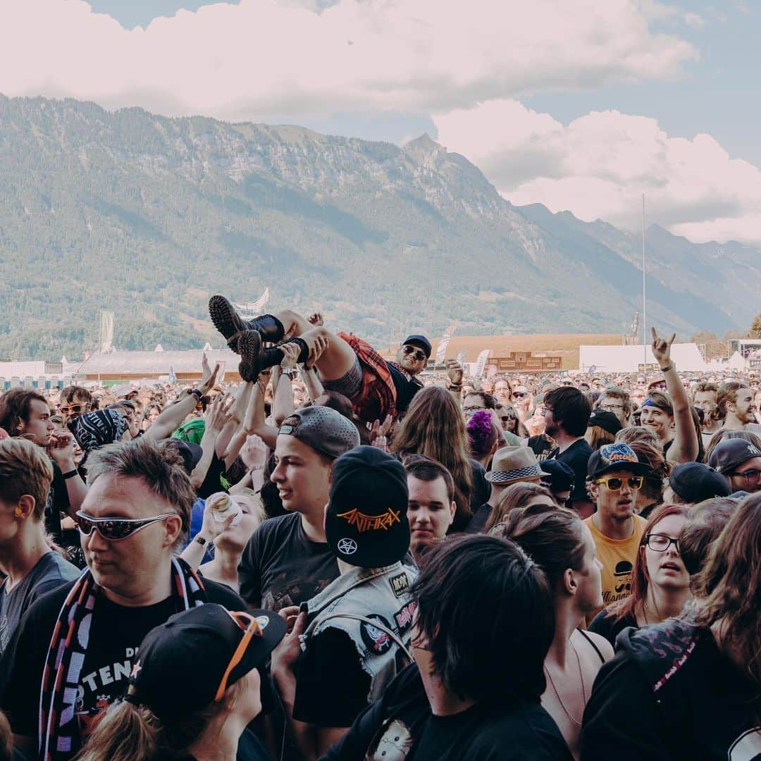 ジー・ヘイルさんのインスタグラム写真 - (ジー・ヘイルInstagram)「Interlaken, Switzerland @greenfieldfestival @judyhwon」6月15日 5時19分 - officiallzzyhale