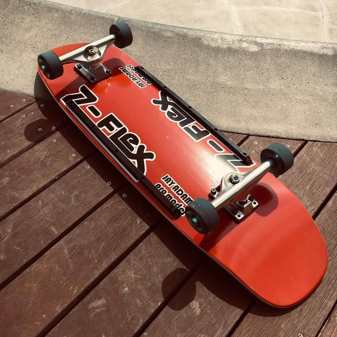 松下幸司さんのインスタグラム写真 - (松下幸司Instagram)「New Deck🔥Z-Flex Jay Adams 33×9 WB15💙 @zflexskateboards #zflexskateboards #zflex #since76 #jayadams #skatelife」6月15日 5時29分 - matsushita_koji