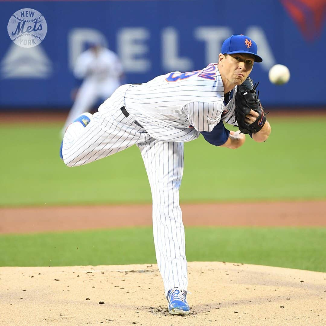 ニューヨーク・メッツさんのインスタグラム写真 - (ニューヨーク・メッツInstagram)「de👑! Last night, Jacob deGrom became the eighth #Mets pitcher to record 1️⃣,1️⃣0️⃣0️⃣ strikeouts. #LGM #deGromination」6月15日 5時47分 - mets